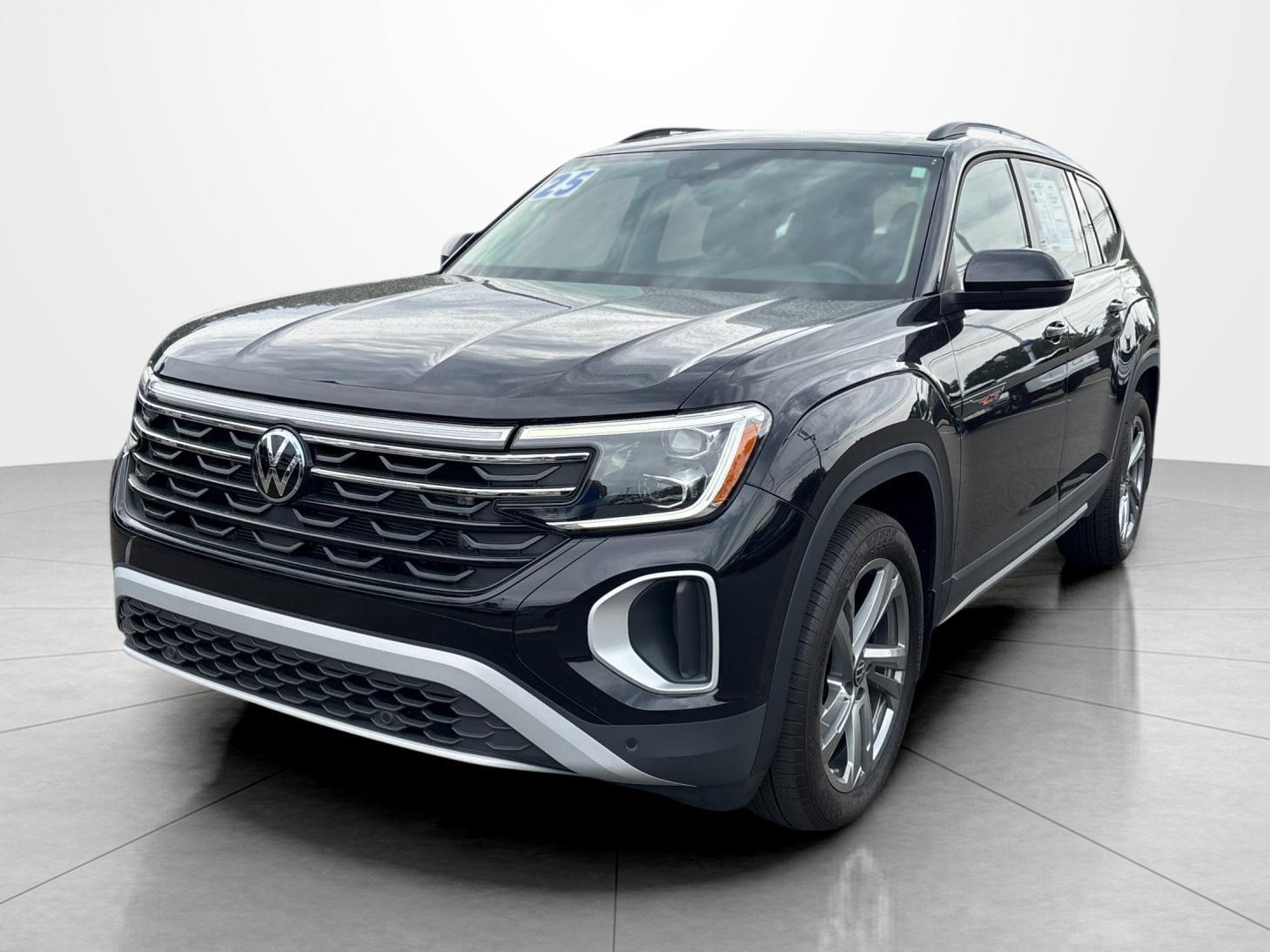 2025 Volkswagen Atlas Peak Edition