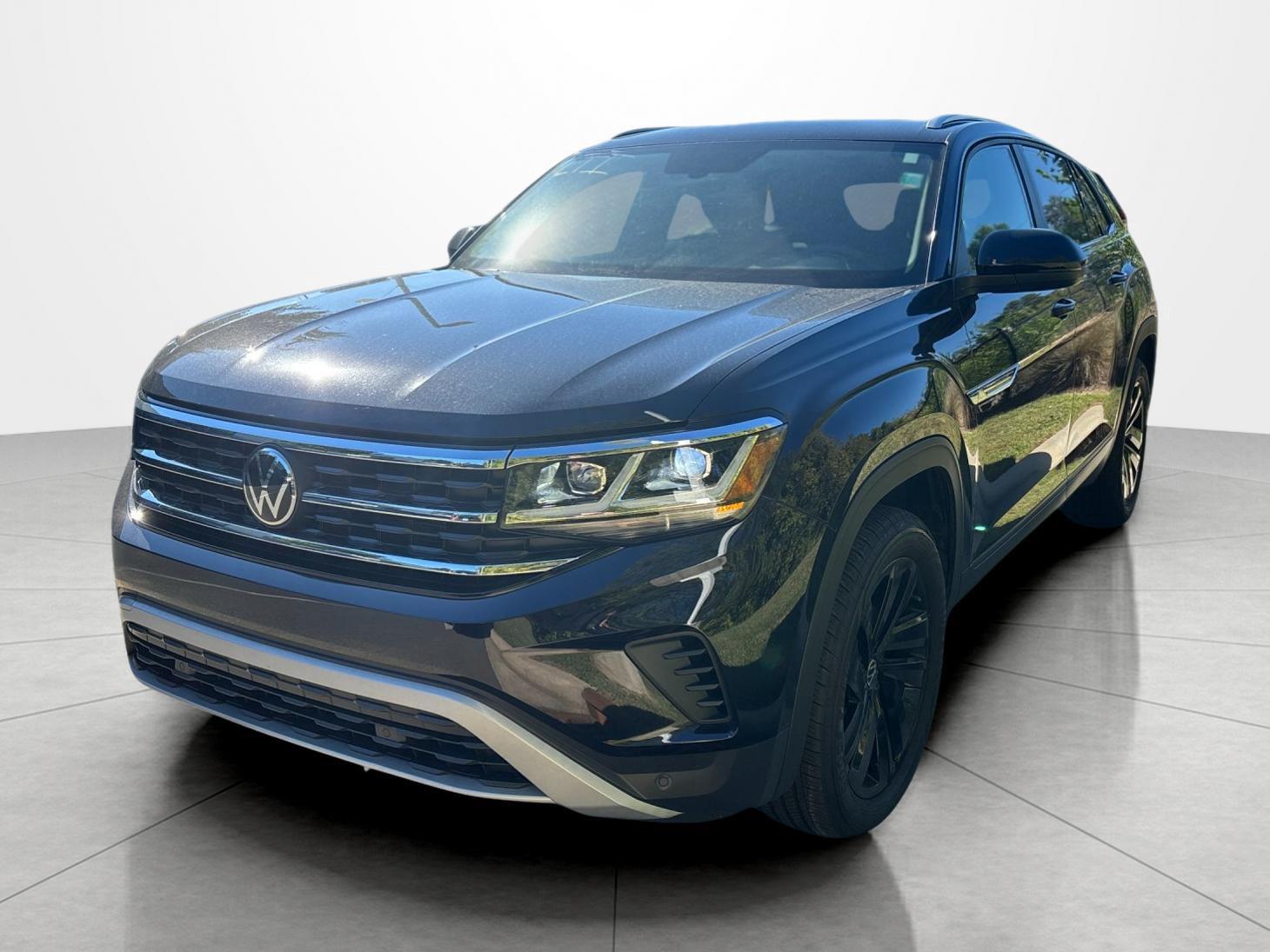 2023 Volkswagen Atlas Cross Sport SE w/Tech