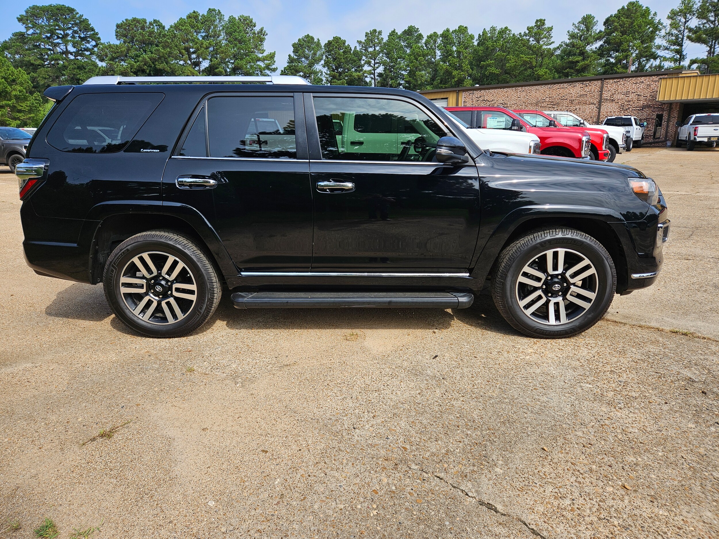 Used 2021 Toyota 4Runner Limited with VIN JTEKU5JR5M5869009 for sale in Vivian, LA