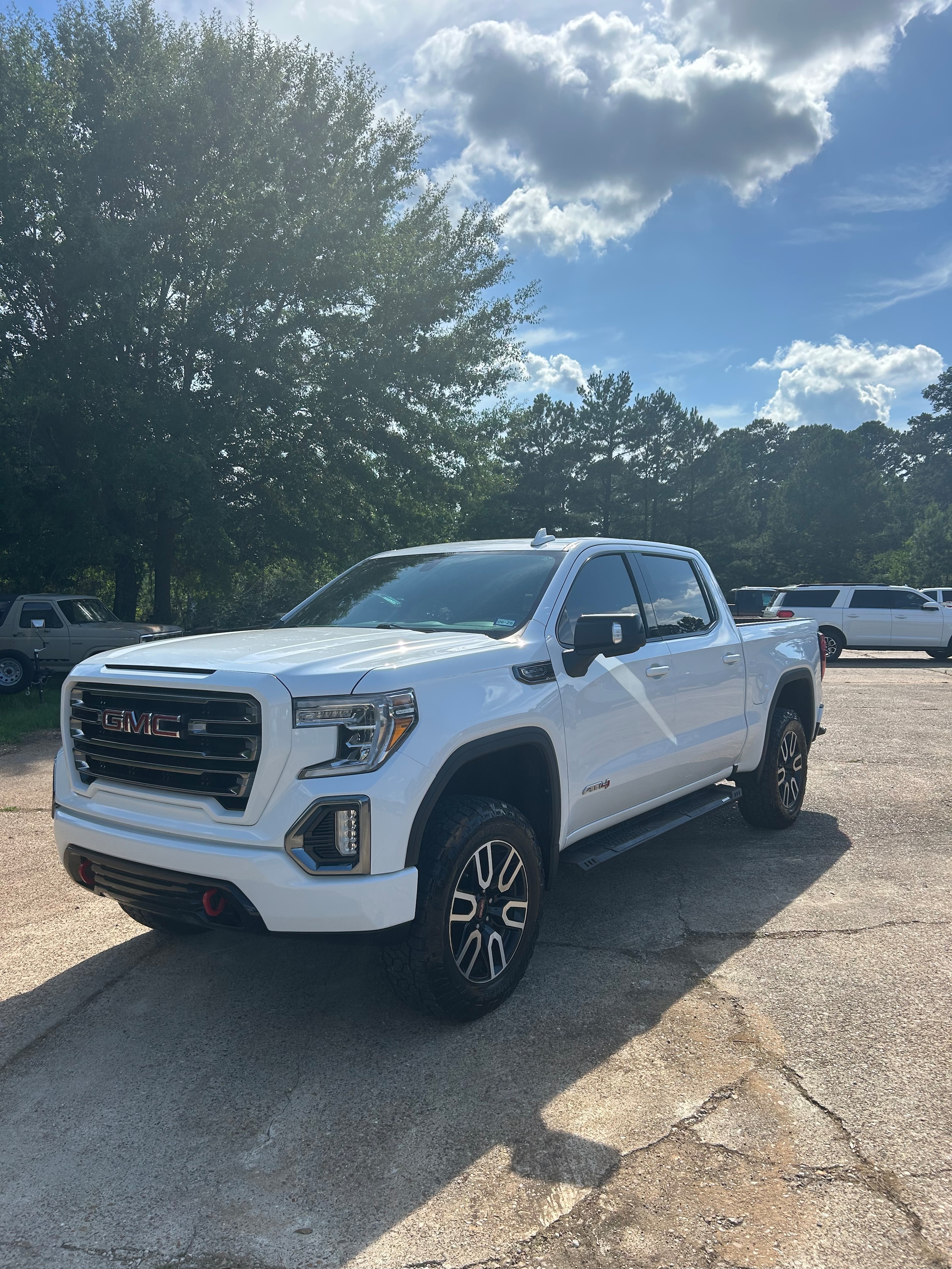 2021 GMC Sierra 4WD Crew Cab Short Box AT4's photo