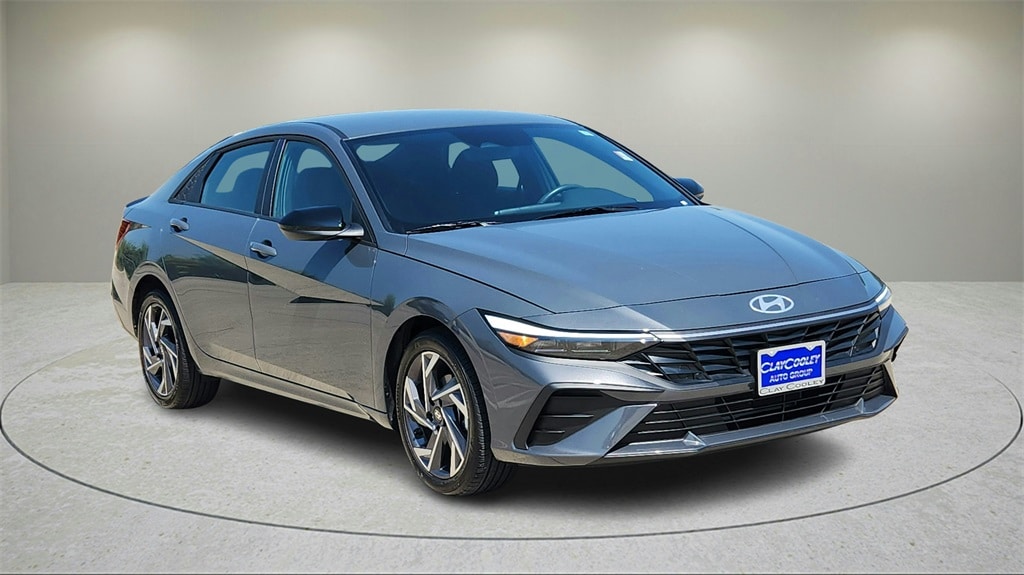 2025 Hyundai Elantra Sedan 