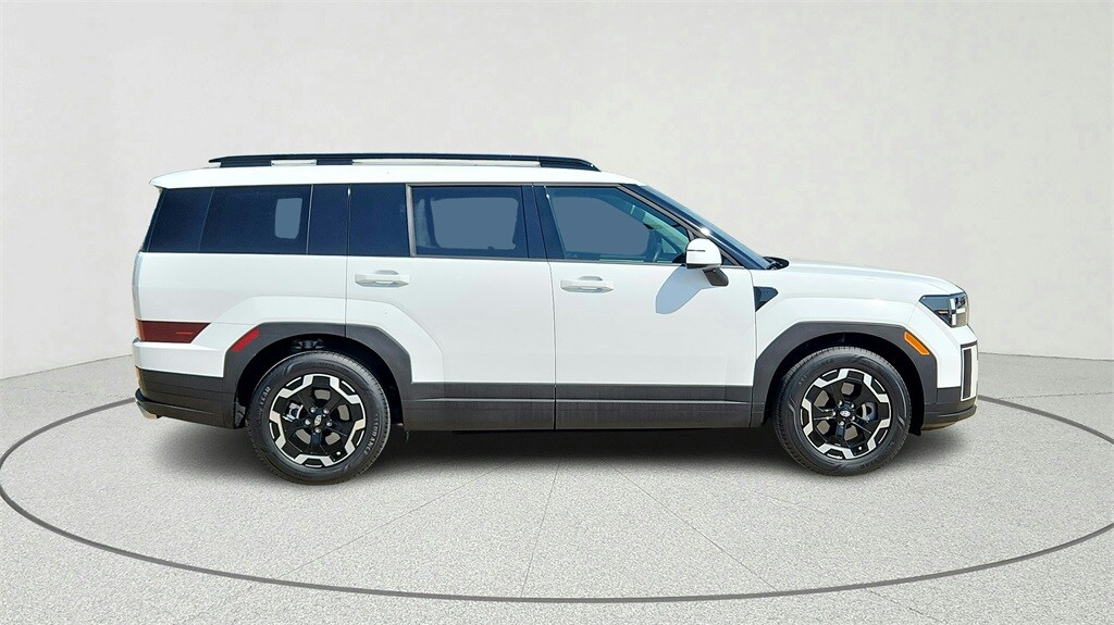2024 Hyundai Santa Fe SEL photo 2