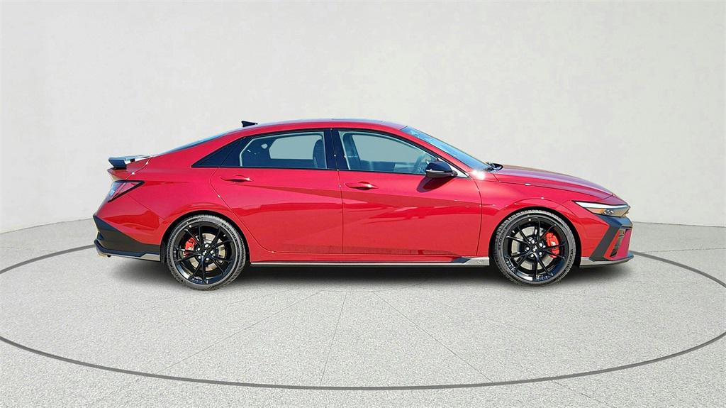 2025 Hyundai Elantra N photo 2