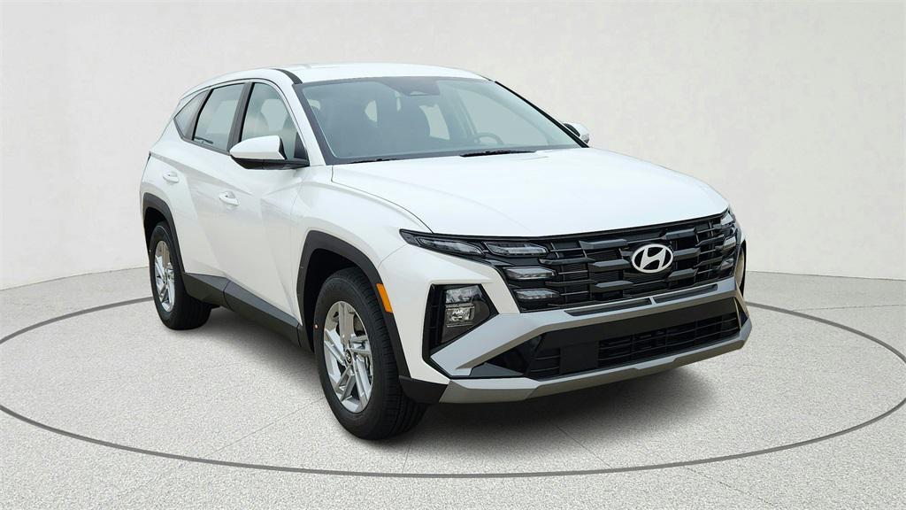 2026 Hyundai Tucson SE's photo