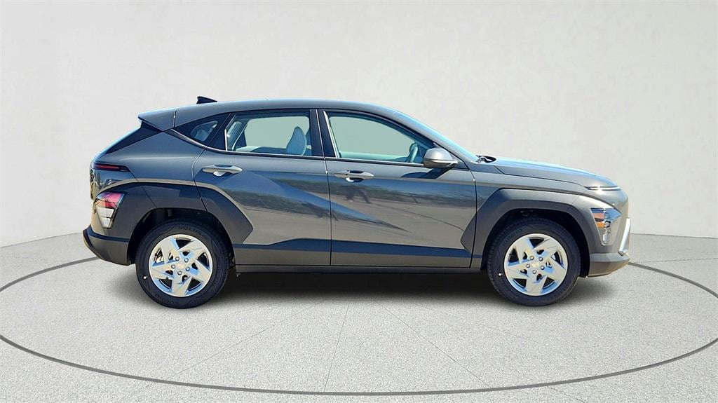 New 2026 Hyundai Kona SE FWD SUV