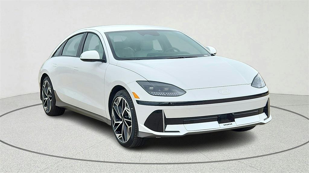2025 Hyundai IONIQ 6 SEL's photo