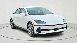 2025 Hyundai IONIQ 6 SEL Sedan