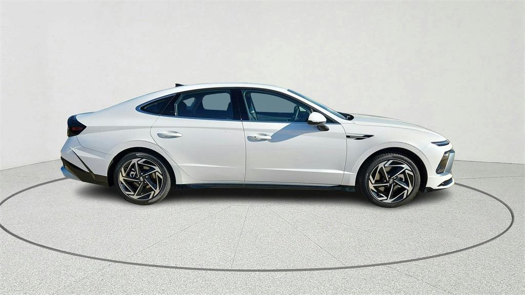 New 2026 Hyundai Sonata SEL Sport Sedan