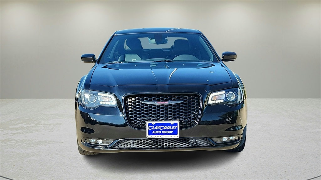 Used 2022 Chrysler 300 S with VIN 2C3CCABG0NH187008 for sale in Dallas, TX