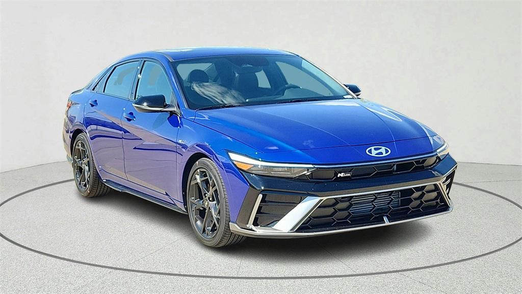 2025 Hyundai Elantra Sedan 