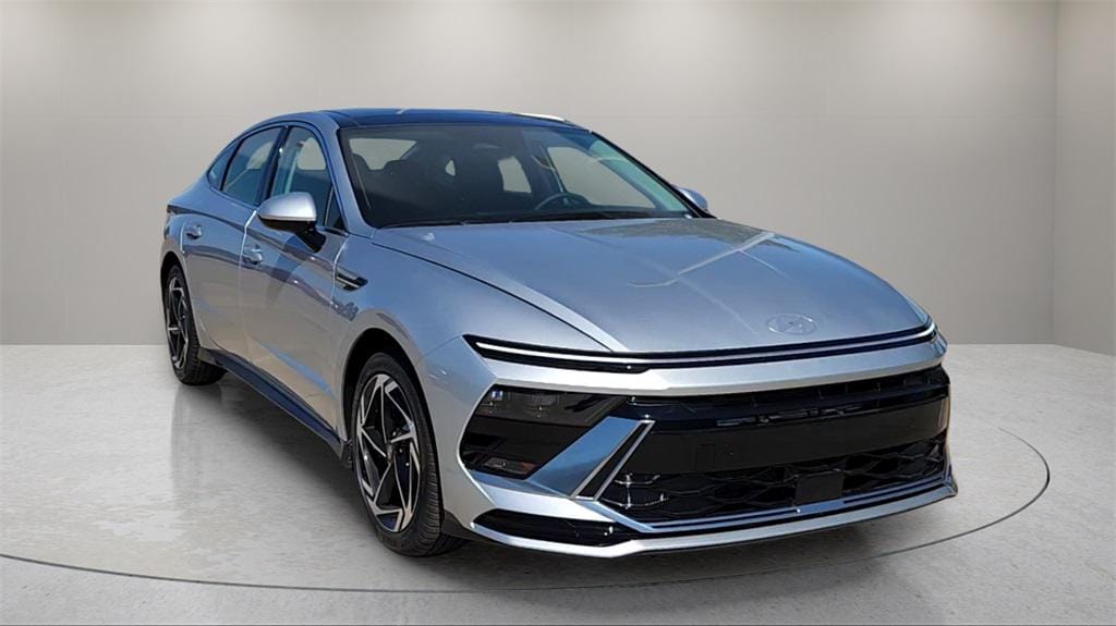 2026 Hyundai Sonata SEL's photo