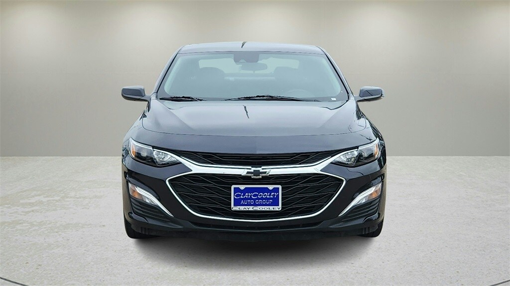 2023 Chevrolet Malibu RS photo 2