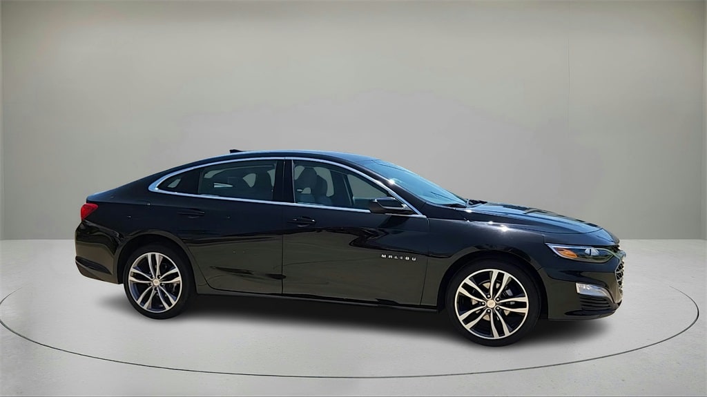 1G1ZD5ST8SF149944