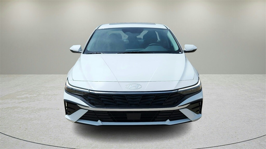 Used 2025 Hyundai Elantra Limited Sedan