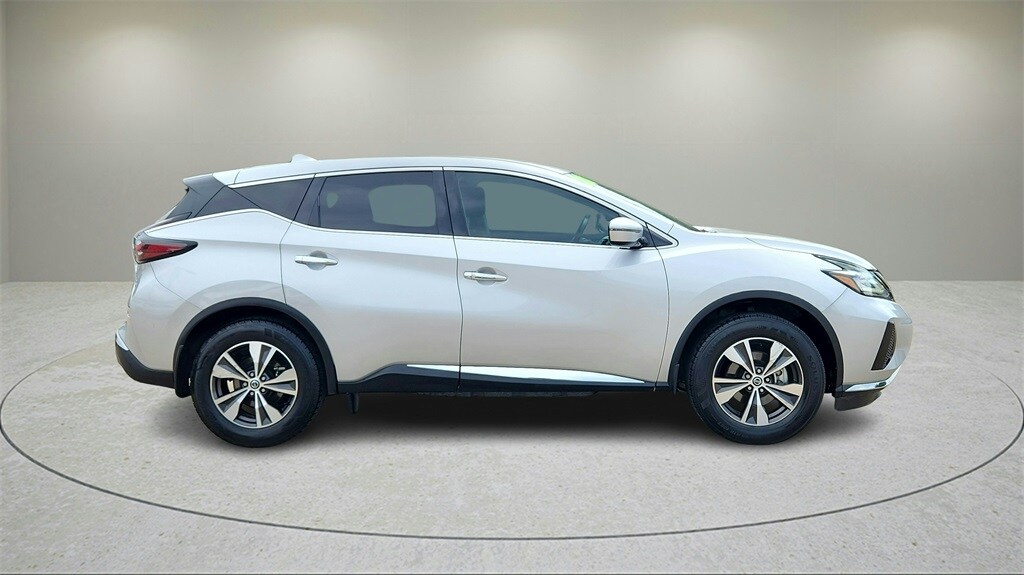 2020 Nissan Murano S photo 2