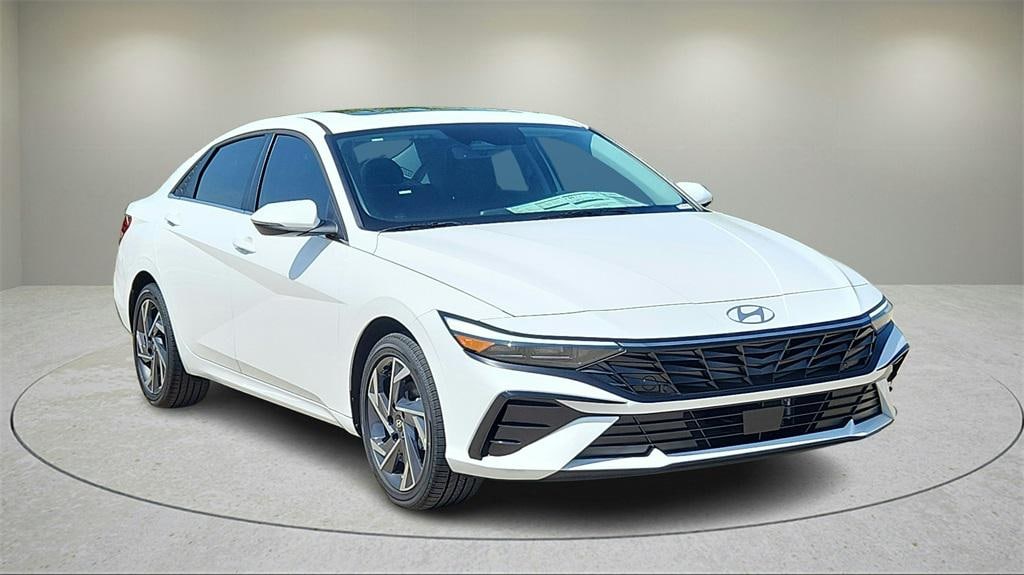 New 2025 Hyundai Elantra Hybrid Limited Sedan