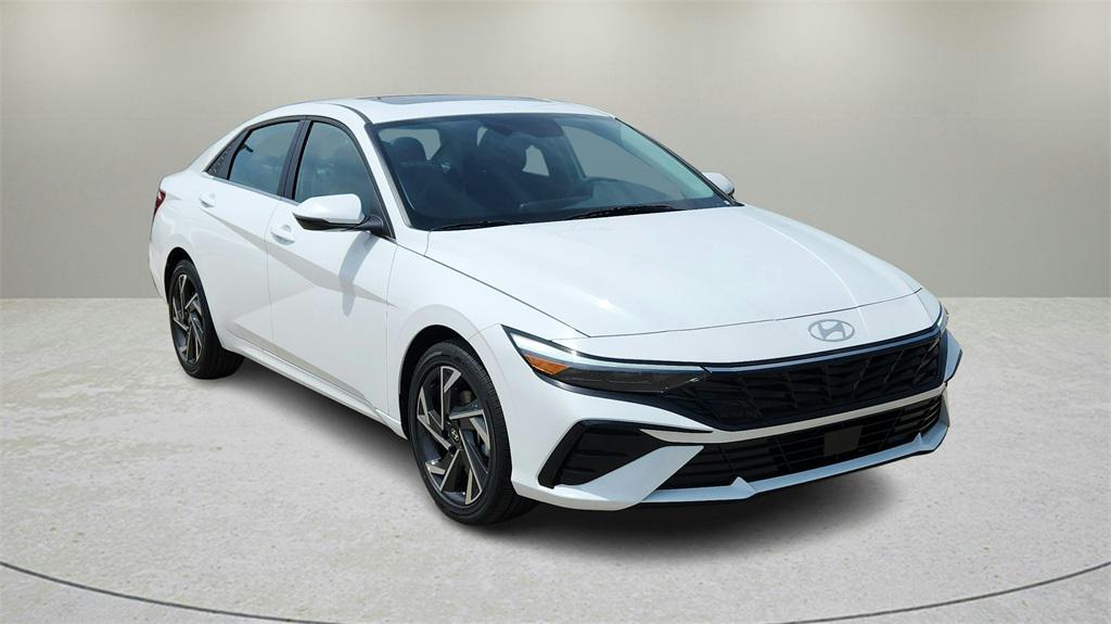 2025 Hyundai Elantra Sedan 