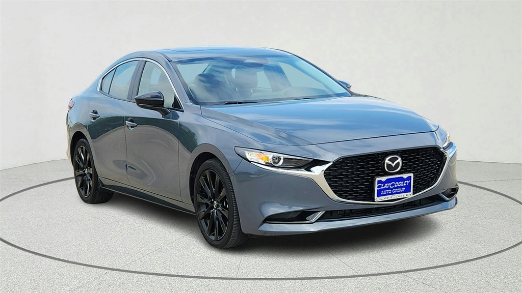 2024 Mazda Mazda3 Carbon Edition's photo