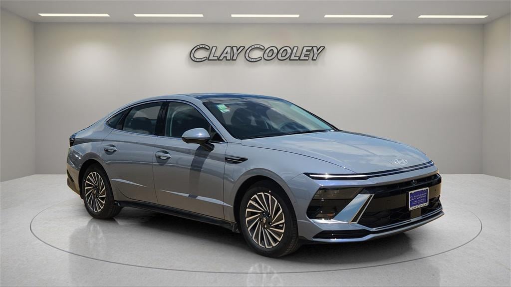 2025 Hyundai Sonata Hybrid Limited