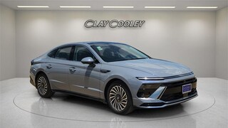 2025 Hyundai Sonata Hybrid Limited Sedan