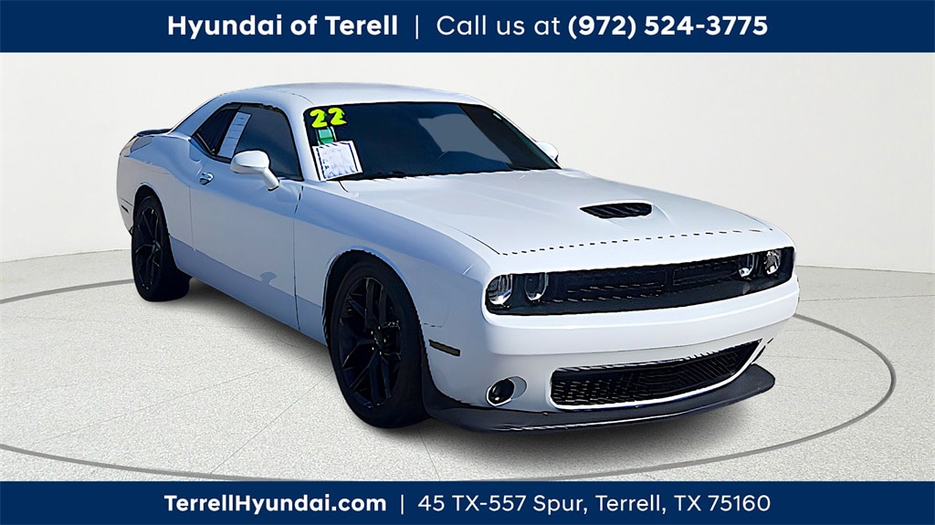 2022 Dodge Challenger GT's photo