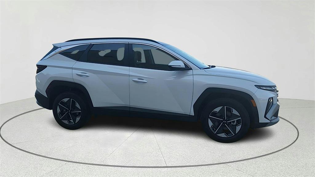 2025 Hyundai Tucson Hybrid SEL Convenience photo 2