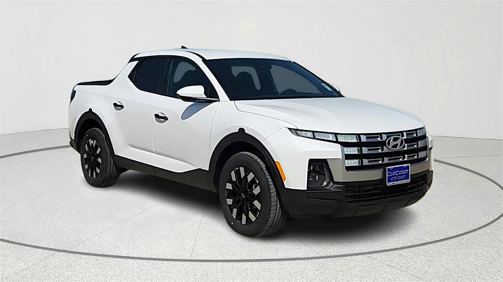 2025 Hyundai Santa Cruz SE's photo