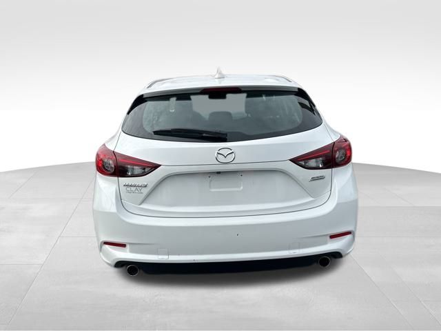 2017 Mazda Mazda3 Grand Touring photo 3