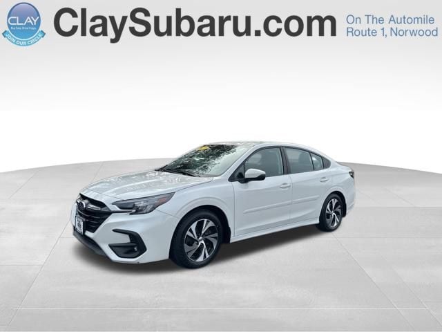 2023 Subaru Legacy Premium's photo