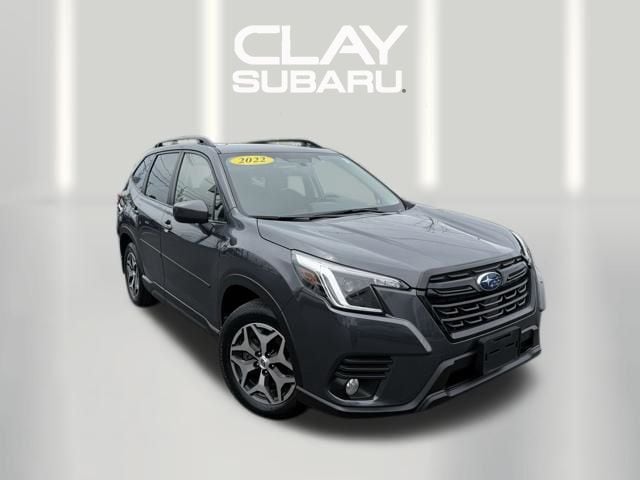 2022 Subaru Forester Premium's photo