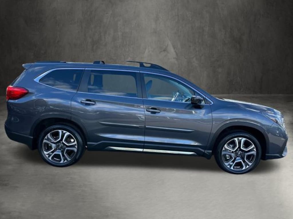 New 2025 Subaru Ascent Limited 7-Passenger SUV
