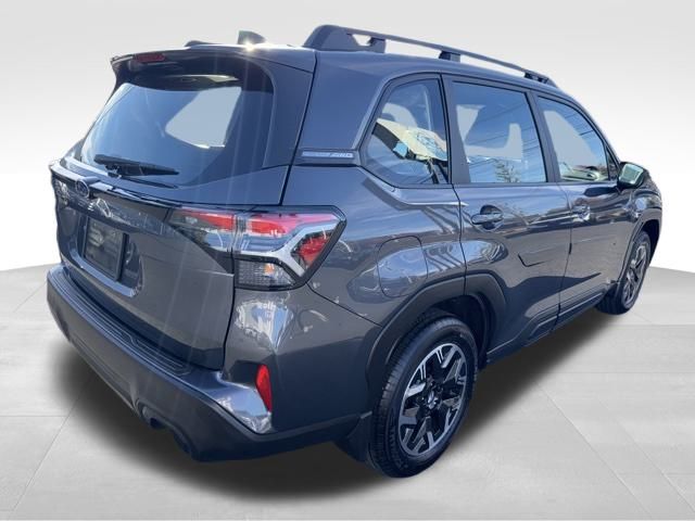 2025 Subaru Forester Base photo 4