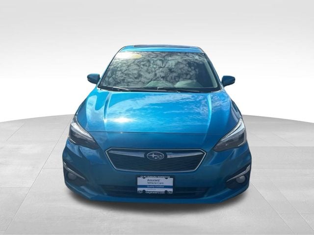 2017 Subaru Impreza 2.0i Limited photo 2