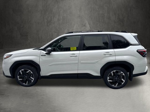 2025 Subaru Forester Premium's photo