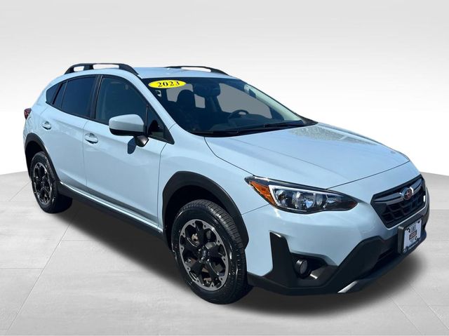 2023 Subaru Crosstrek Premium photo 3