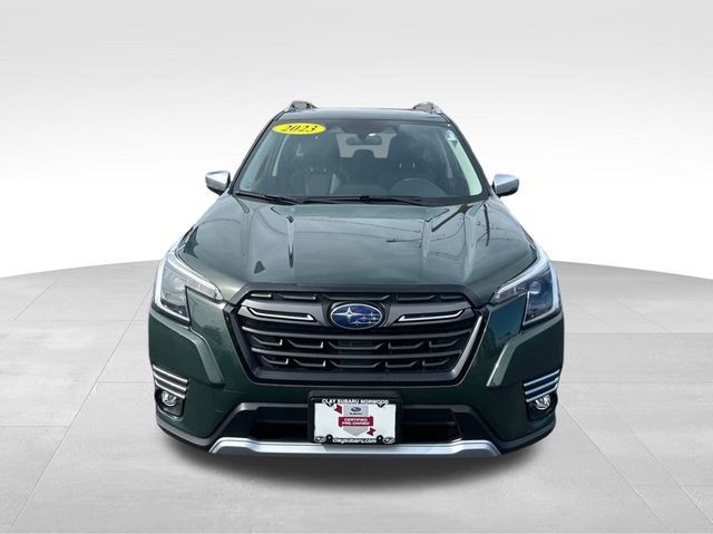 2023 Subaru Forester Touring photo 2