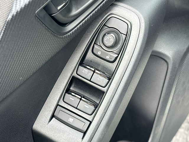 2026 Subaru Crosstrek Premium - Photo 16