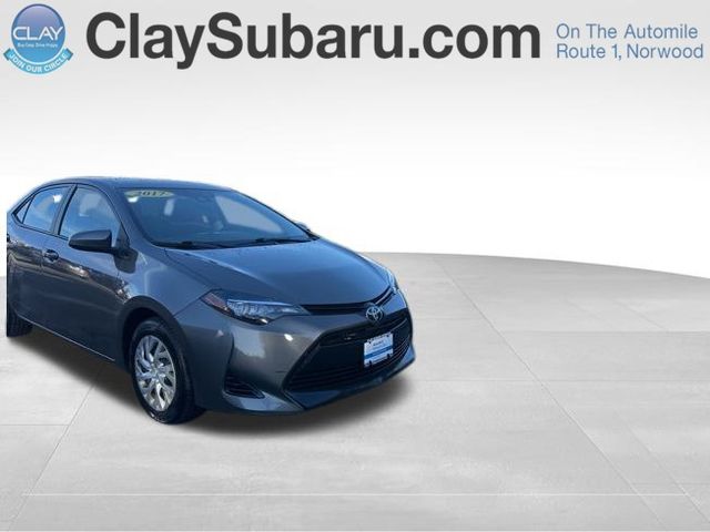 2017 Toyota Corolla LE's photo