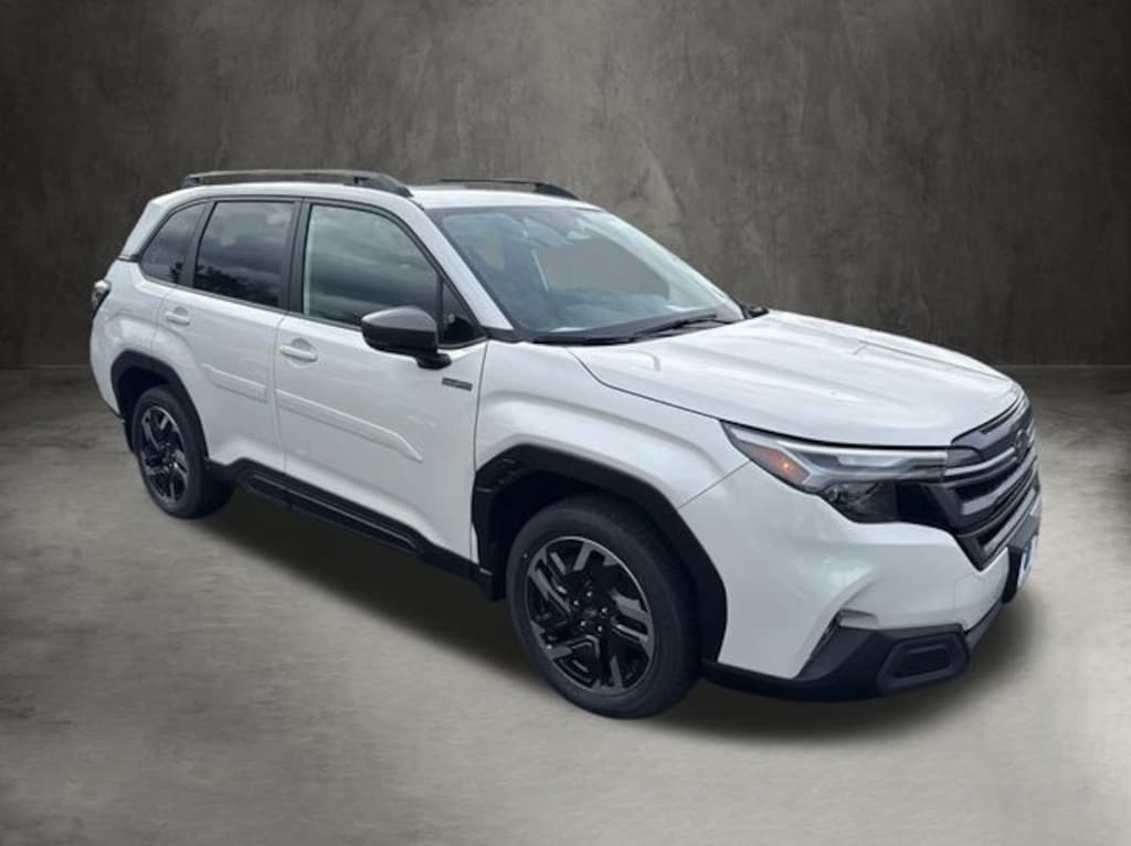 New 2025 Subaru Forester Hybrid Limited SUV