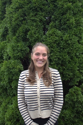 Staff member Katie from ID_81d9b85fe020