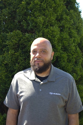 Staff member Matthew from ID_81d9b85fe020