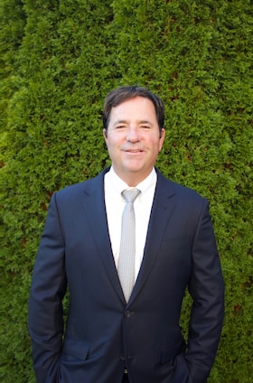 Staff member Scott Clay from ID_a86c8e86668f