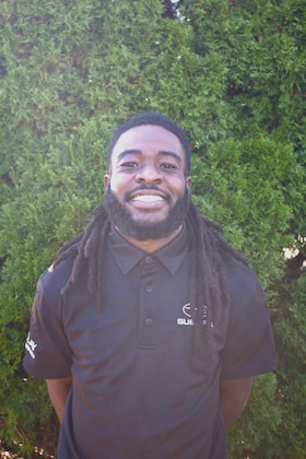 Staff member Isaiah from ID_81d9b85fe020