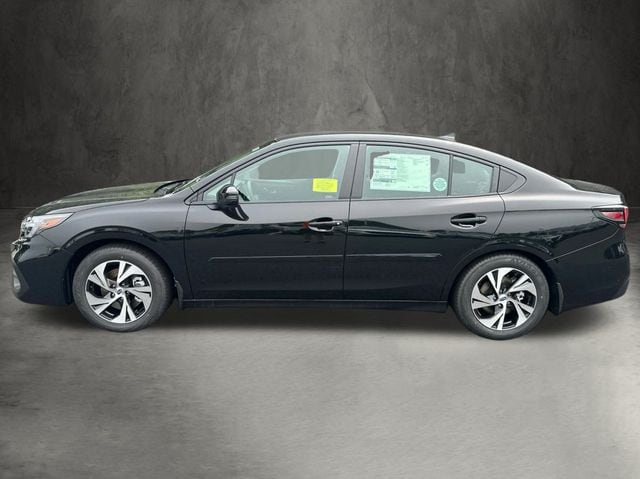 2025 Subaru Legacy Premium's photo