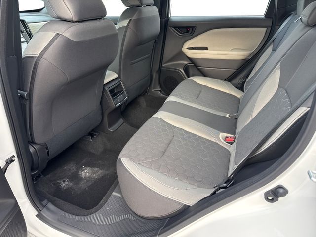2026 Subaru Forester Base - Photo 13