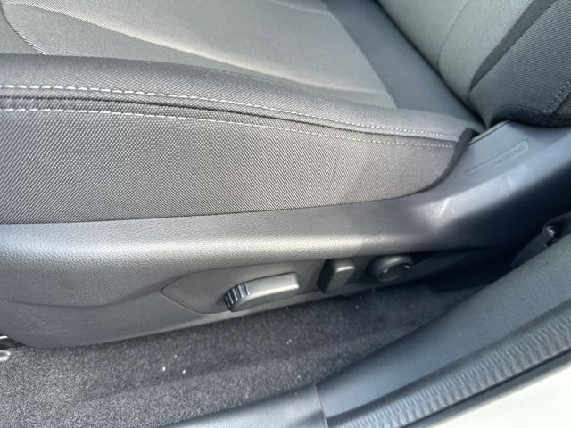 2026 Subaru Crosstrek Premium - Photo 17