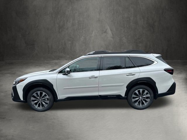 2025 Subaru Outback Touring's photo