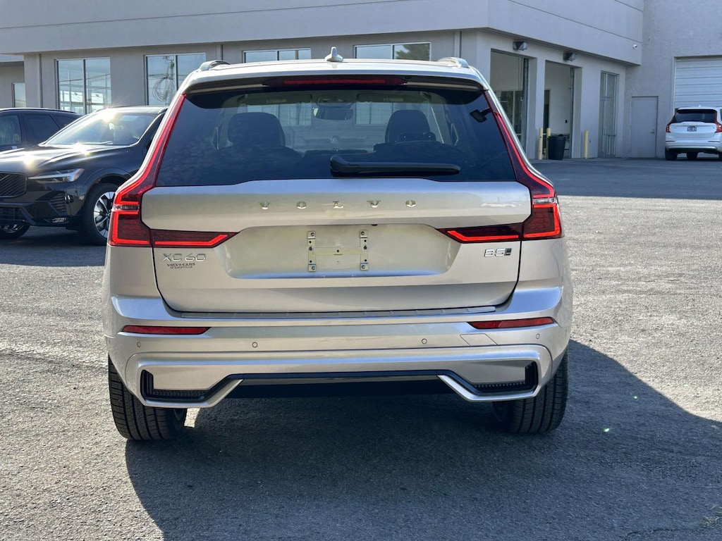 New 2026 Volvo XC60 B5 Ultra SUV