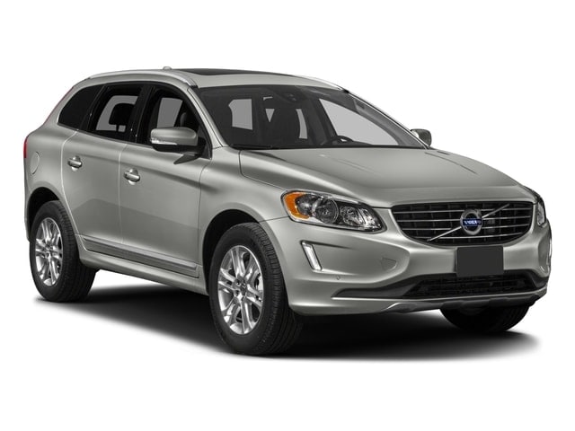 2017 Volvo XC60 T5 Dynamic silver front-min.jpg