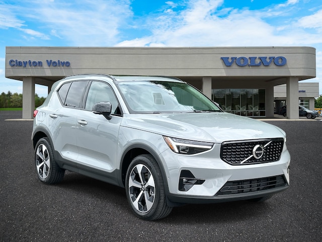 2026 Volvo XC40 B5 Plus AWD